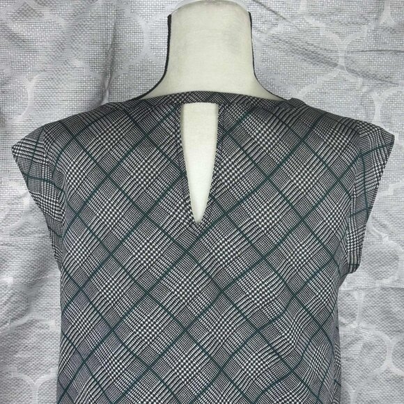 The Limited Sleeveless Plaid Blouse - Size M - Picture 2 of 7
